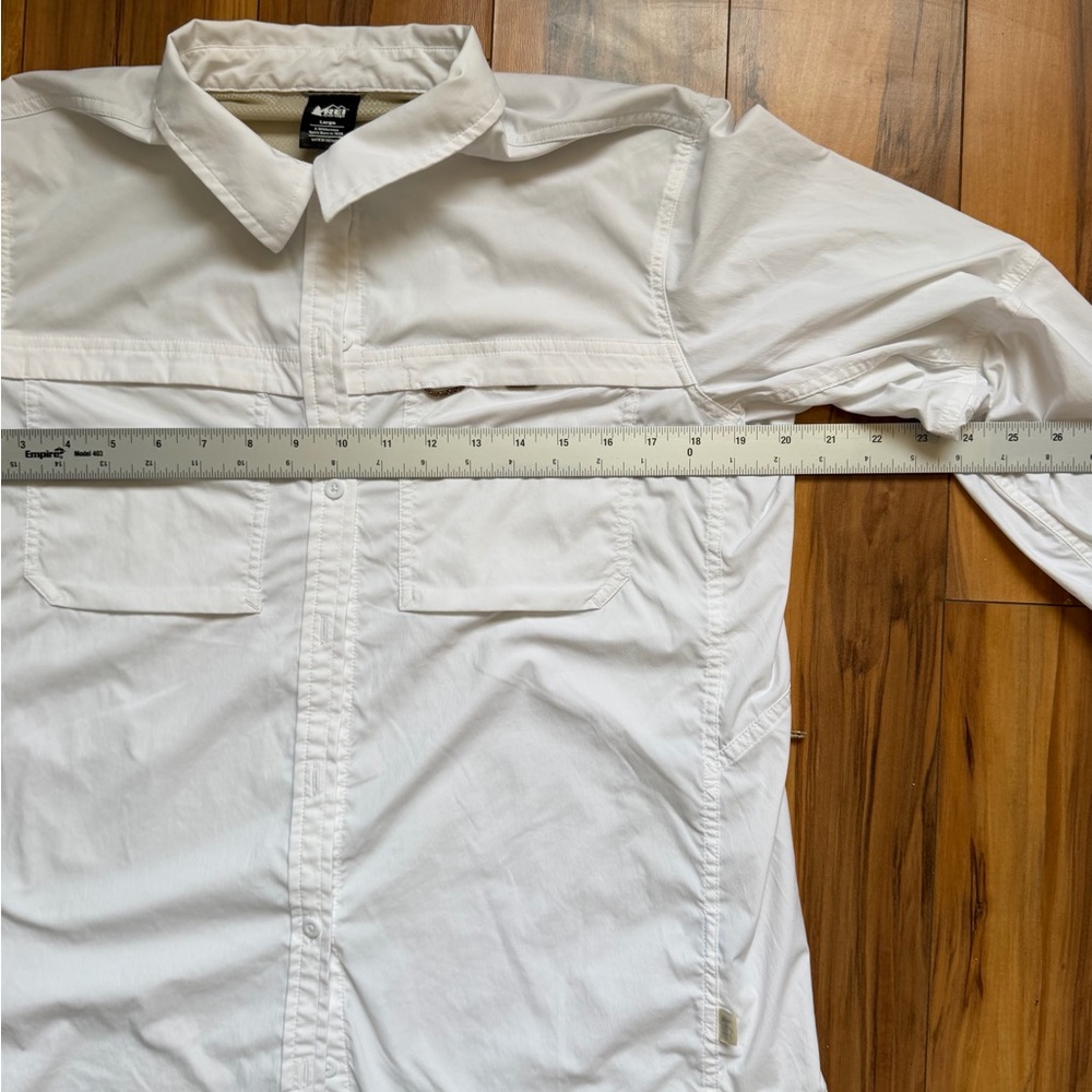 REI White Long-Sleeve unisex Button Front Shirt - Picture 10 of 11